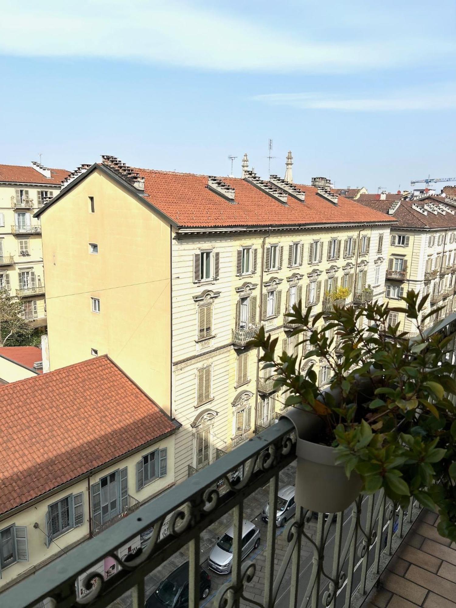 15 Apartment *
